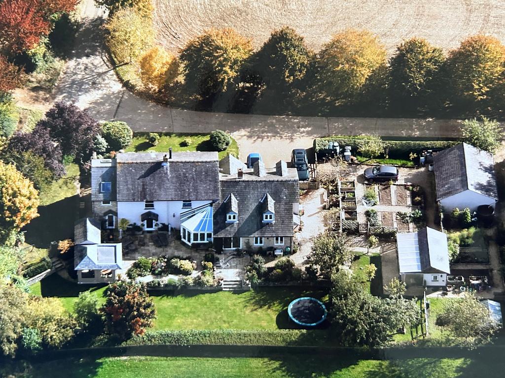 Wilcote, Oxfordshire 6 bed detached house for sale £1,200,000