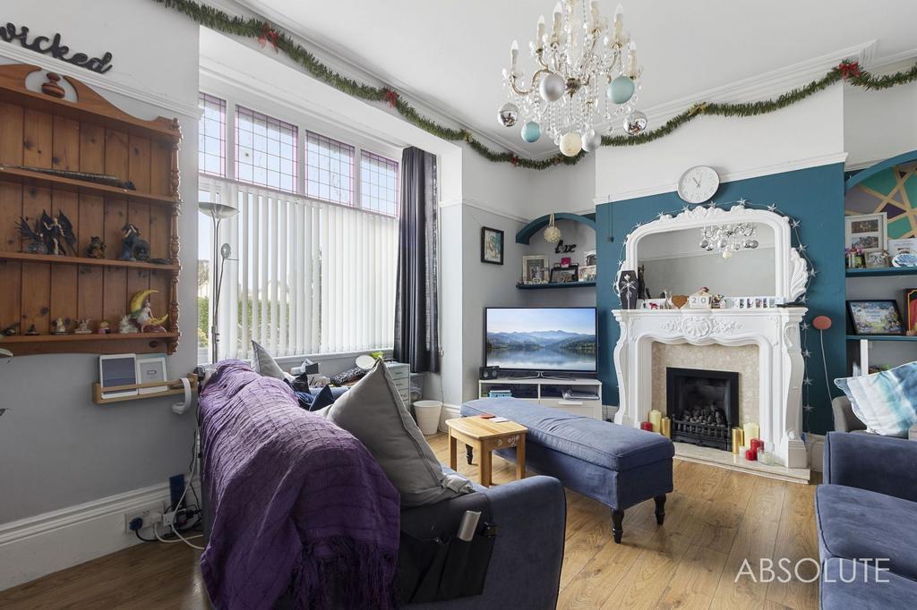 Studley Road, Torquay, TQ1 4 bed semidetached house for sale £425,000