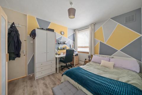3 bedroom maisonette for sale, Cranbrook,  Camden,  NW1