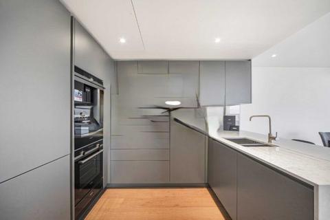 3 bedroom flat to rent - Wiverton Tower, Aldgate Place, Aldgate E, Aldgate East