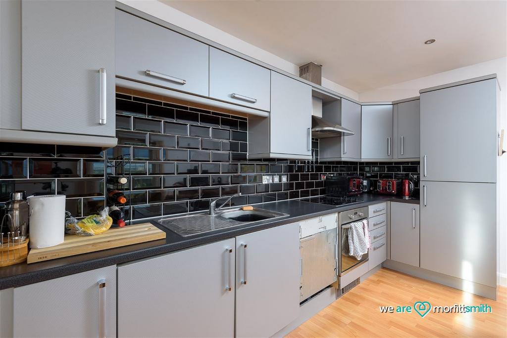 City View, Holywell Heights, Sheffield, S4 8AG 2 bed apartment for sale