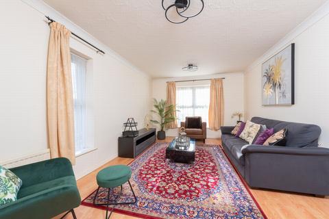 undefined, Reading Road, Farnborough, GU14