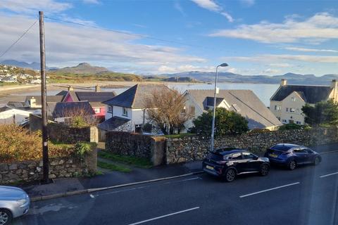 4 bedroom townhouse for sale, Tanygrisiau Terrace, Criccieth