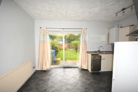 2 bedroom semi-detached house for sale, Rossall Ave, Radcliffe, M26 1JD