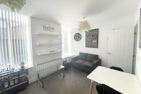 1 bedroom apartment to rent, Courier House, 9 King Cross Street, Halifax, HX1