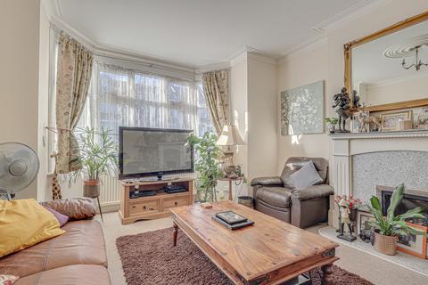 12 Leamington Road, Southend-on-sea, SS1 2SN