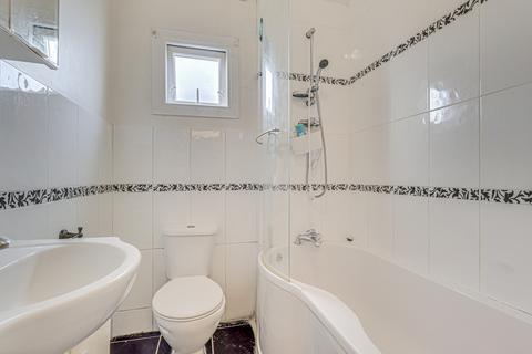 12 Leamington Road, Southend-on-sea, SS1 2SN
