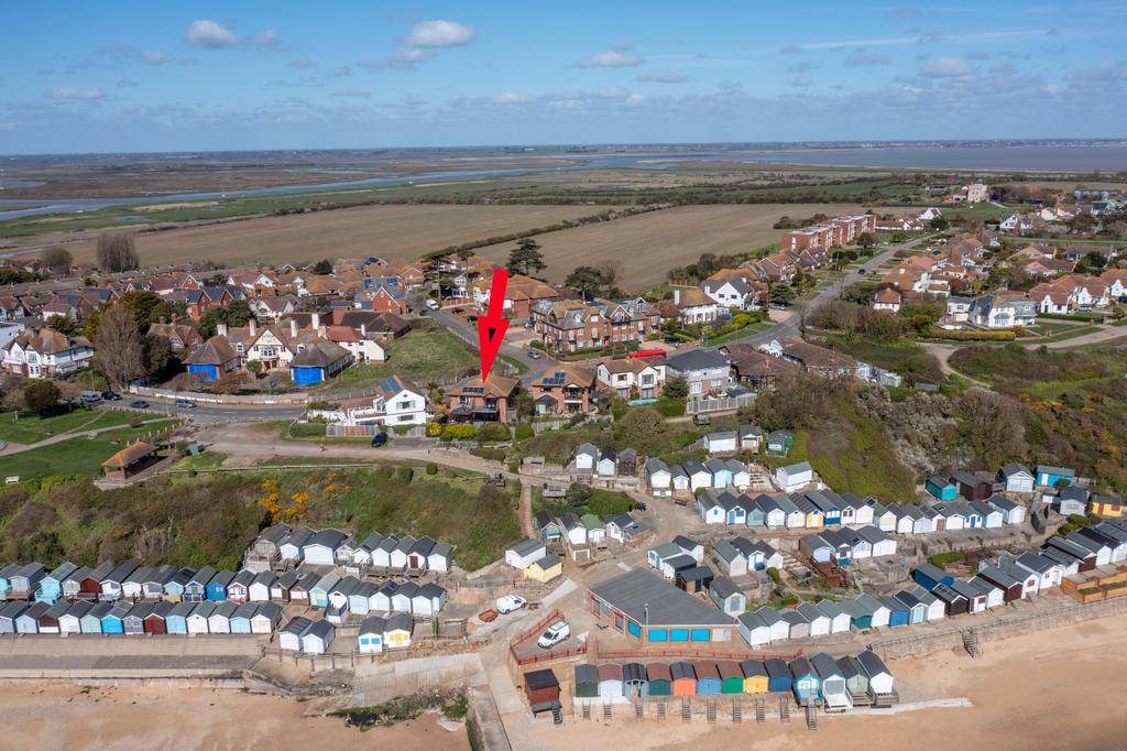 Walton on the Naze 4 bed detached house for sale £850,000