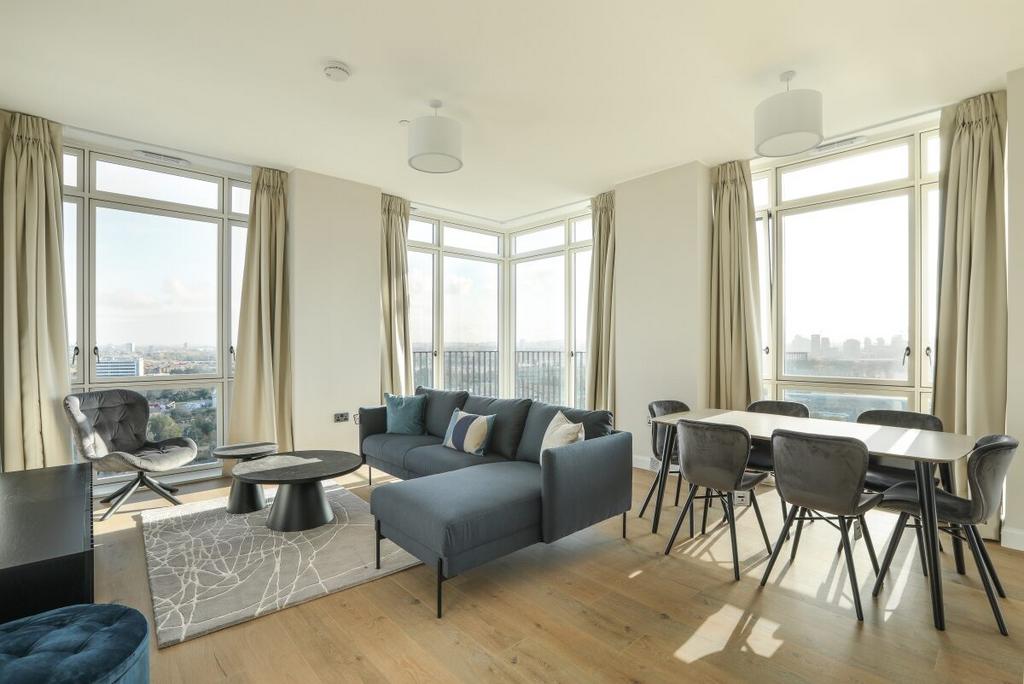 Zinc Street Sugar House Island E15 3 bed penthouse £3,250 pcm (£750 pw)