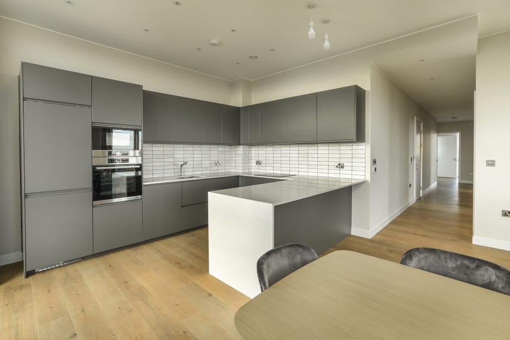 Zinc Street Sugar House Island E15 3 bed penthouse £3,250 pcm (£750 pw)