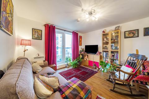 2 bedroom apartment for sale - Nankeville Court, Guildford Road, Woking, GU22