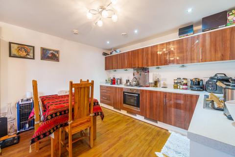 2 bedroom apartment for sale - Nankeville Court, Guildford Road, Woking, GU22
