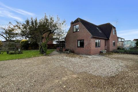 4 bedroom detached house for sale - Youngs Court, Westbury