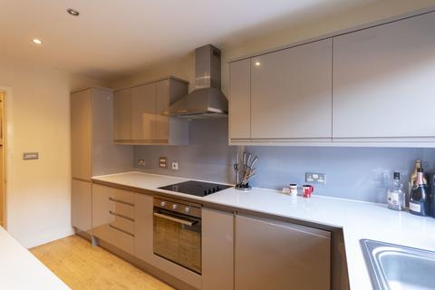 2 bedroom apartment to rent - Point 3, George Street, Jewellery Quarter, B3