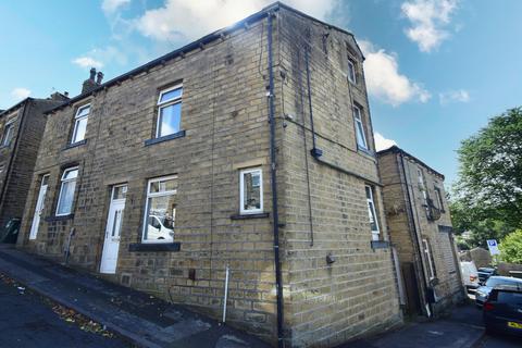 3 bedroom semi-detached house for sale - Aire Street, Keighley BD22