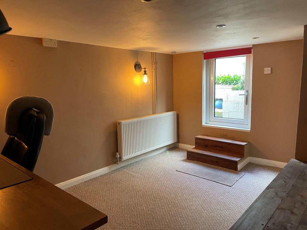 Upper longlands 5