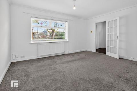 3 bedroom semi-detached house to rent, Western Avenue North, Gabalfa, Cardiff