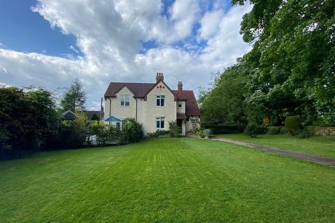 4 bedroom detached house for sale, The Green, Milford