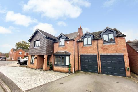 5 bedroom detached house for sale, Cherry Close, Mickleover