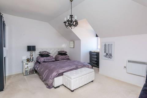 Flat 30, Windings House, 23 Schoolgate Drive, Morden, SM4 5DB