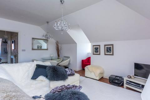 Flat 30, Windings House, 23 Schoolgate Drive, Morden, SM4 5DB