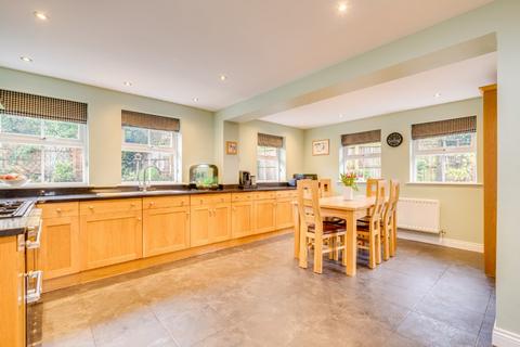 4 bedroom detached house for sale, Rievaulx Close, Knaresborough, North Yorkshire, HG5