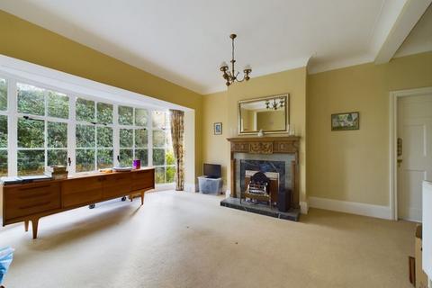 19 Clifton Road, Wolverhampton, WV6 9AN
