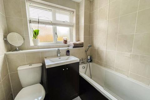 27 Ardingly Crescent, Hedge End, Southampton, SO30 2TE