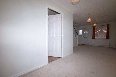 2 bedroom property to rent - Meadowdown, Maidstone (Available Now)