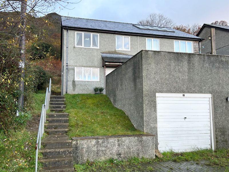 Graiglwyd Road, Penmaenmawr 3 bed semidetached house for sale £235,000