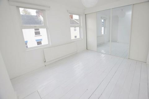 15 Courtenay Road, Exeter, EX2 8JX