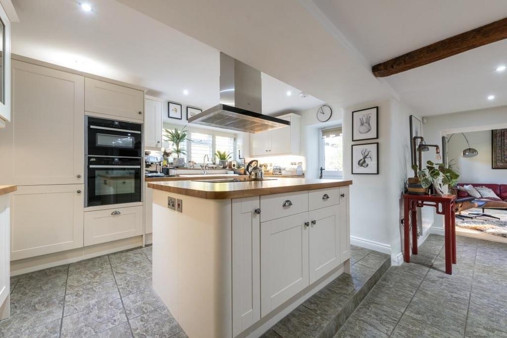 Cheriton Street, South Cheriton, BA8 4 bed detached house for sale £