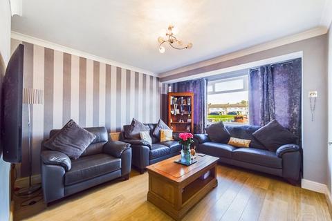 10 Enborne Green, South Ockendon, RM15 5EL