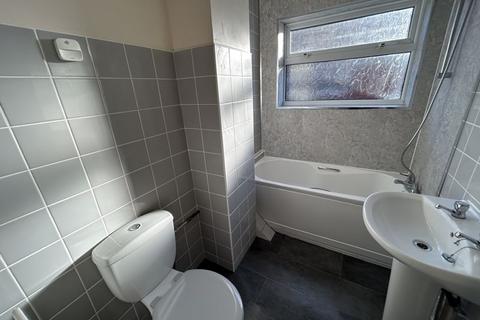 7 Dobell Grove, Stoke-on-trent, ST3 1SX
