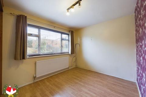 2 bedroom bungalow for sale - Curlew Road, Abbeydale, Gloucester GL4 4TD