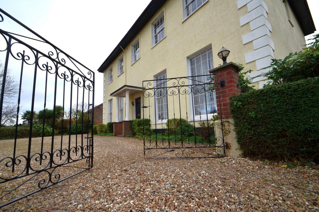Exwick Court, Exeter EX4 2 bed flat for sale £240,000