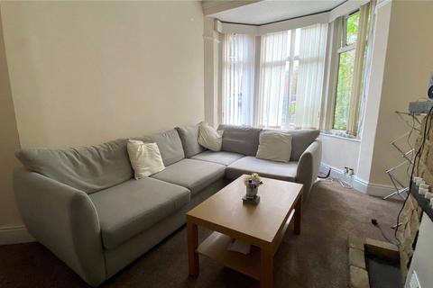 4 bedroom end of terrace house to rent, High Street, Bangor, LL57