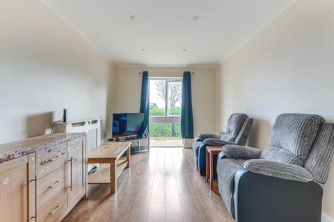 1 bedroom flat for sale, Gresley Lodge, Old North Road, Royston