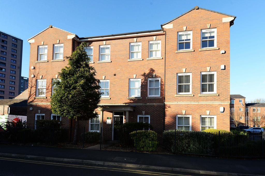 Stockport, Stockport SK1 2 bed apartment for sale £160,000