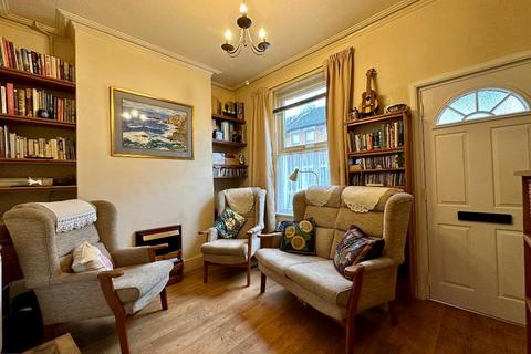 20 Fernbrook Avenue, Southend-on-sea, SS1 2QW