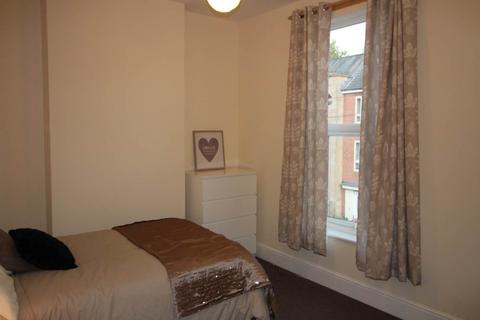 4 bedroom house to rent, Edward Street, Derby,