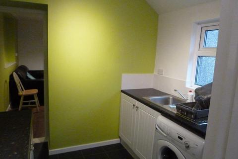 4 bedroom house to rent - Argyle Street, Sandfields, Swansea