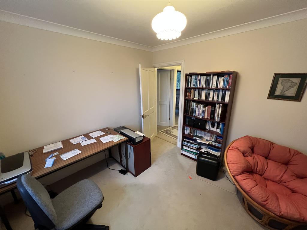 Front Double Bedroom 1