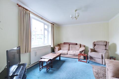 14 Carnach Green, South Ockendon, RM15 5PU