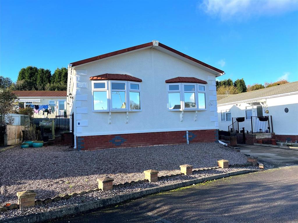 Rugeley Road, Armitage, Rugeley 2 bed property for sale £175,000