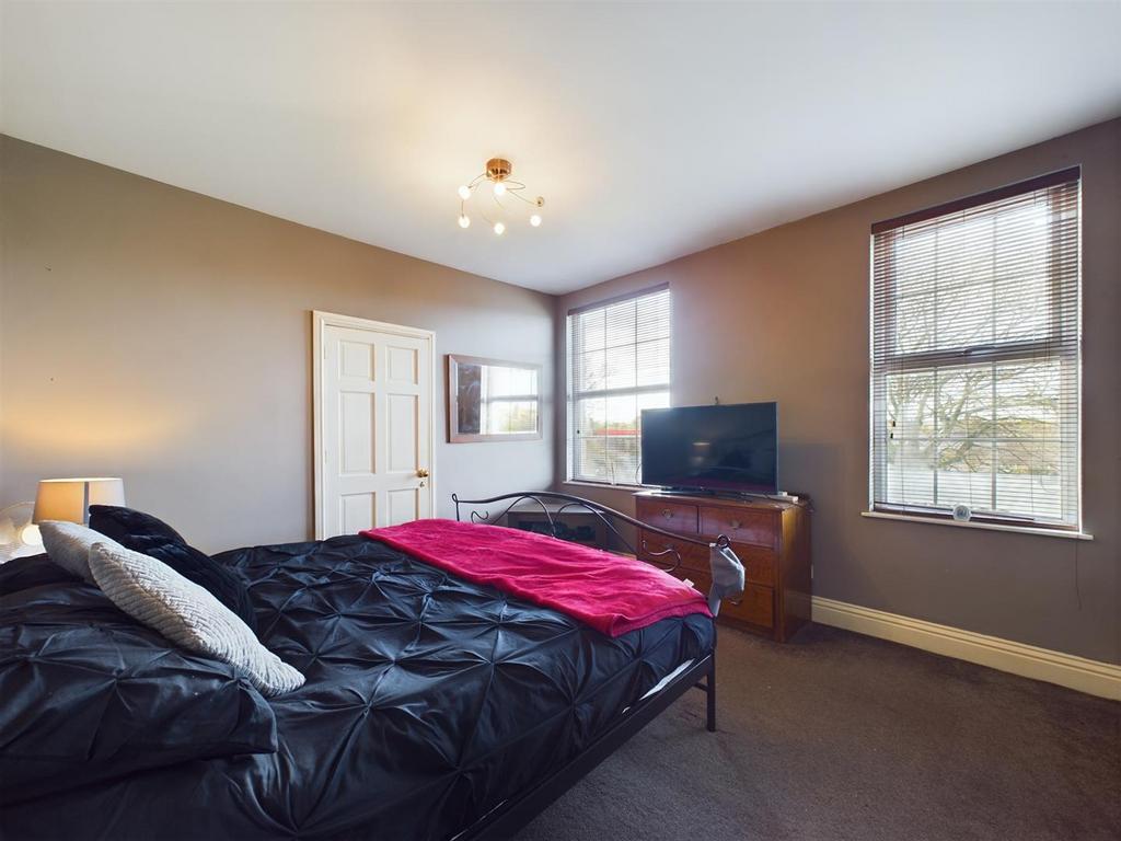 Bedroom: