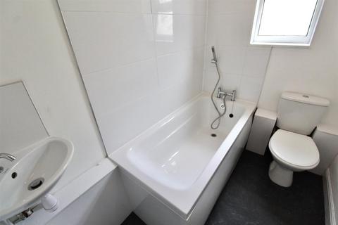 1 bedroom flat to rent - Rex Launderette, Newland Avenue, Hull
