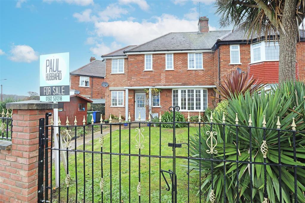 Normanston Drive, Oulton Broad, NR32 5 bed semidetached house for sale