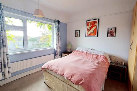 18 Greenhill, Neston, Corsham, SN13 9RN