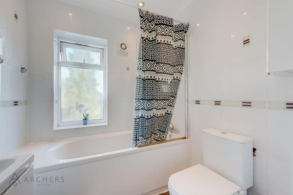 98 Evelyn Road(Interior)(22of25).jpg